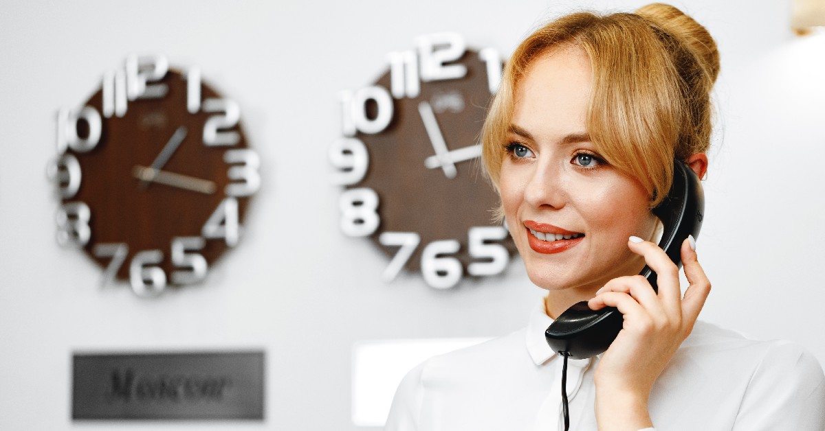 Virtual receptionist on the phone with a client at all hours of the night.